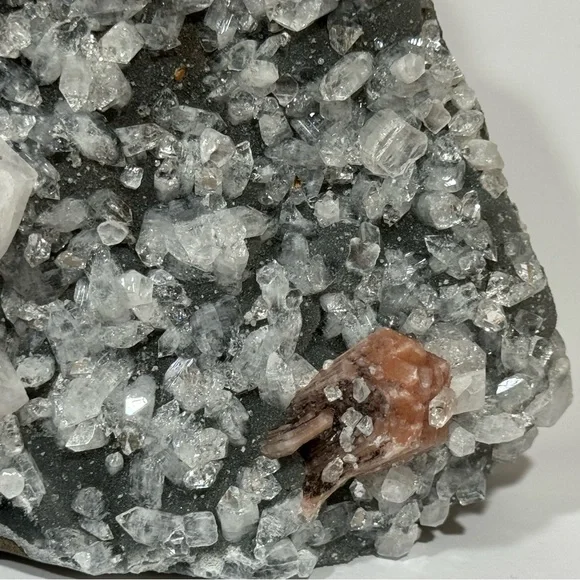 Apophyllite and stilbite Crystal self standing - Picture 6 of 12